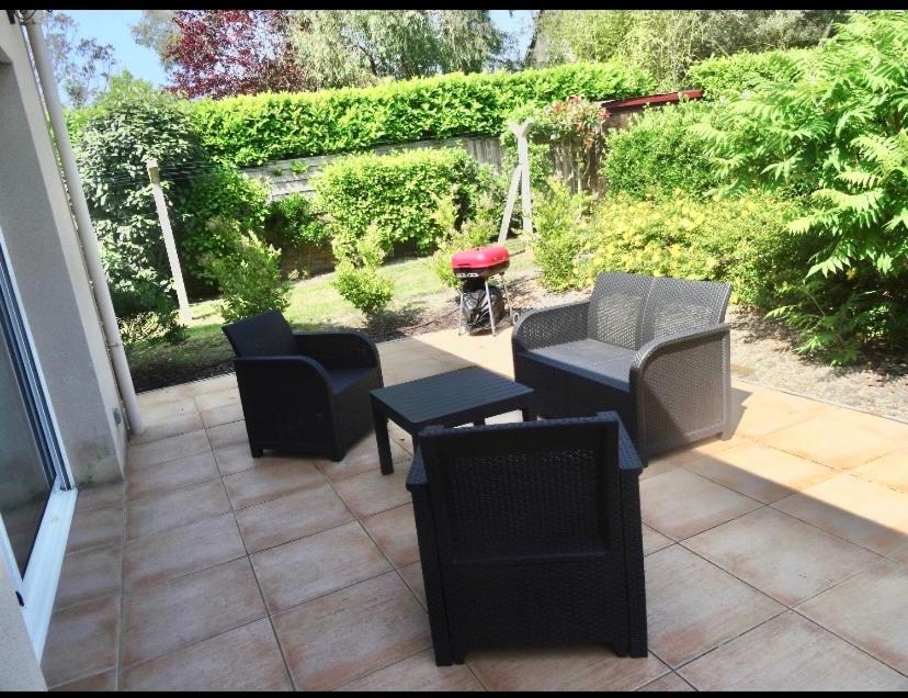 Magnifique Bas De Villa Deux Chambres Situe Pres Des Plages Et Du Golf Saint-Briac-sur-Mer ภายนอก รูปภาพ